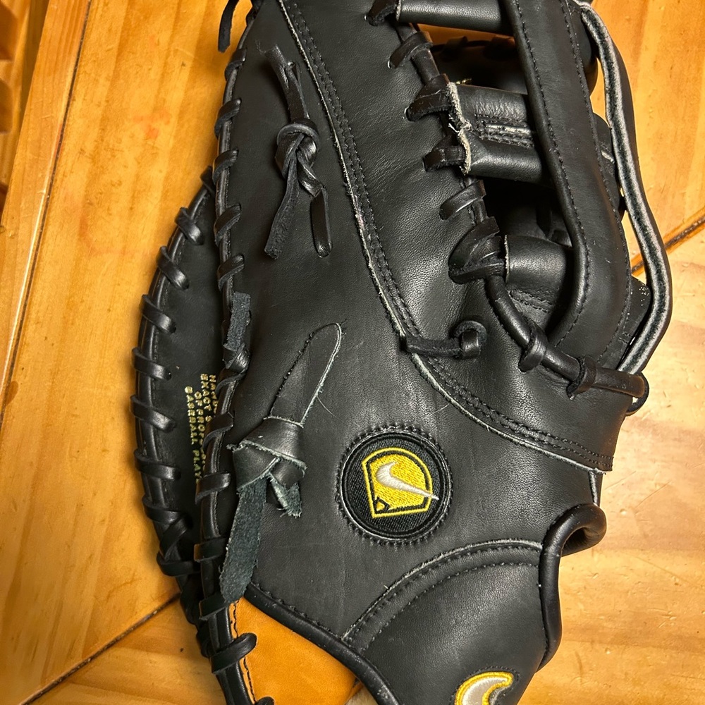Nike Pro Gold left hand first base glove